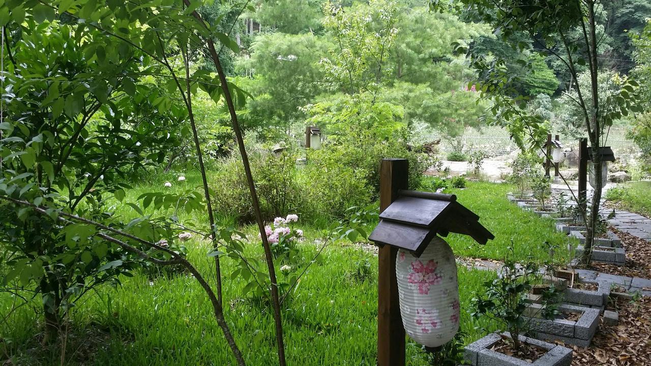 Dongshi  Bright Moon Homestay מראה חיצוני תמונה